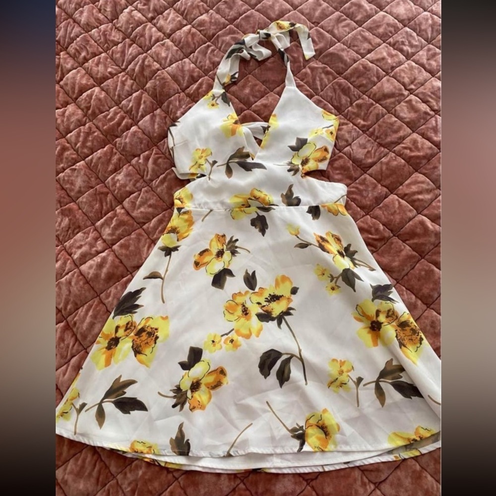 Revolve Floral Dress - Picture 2 of 3